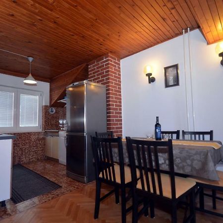 Apartment Mimica-Croatia , Omis , Center Ngoại thất bức ảnh